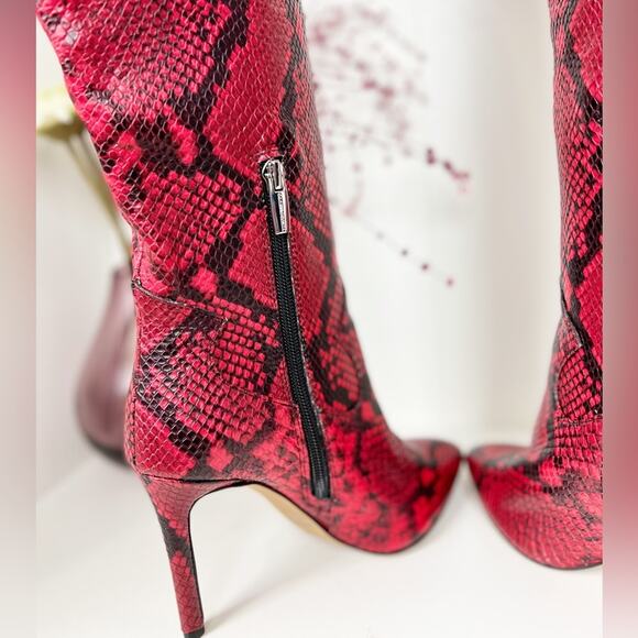 VINCE CAMUTO Kervana Croc Embossed Leather Knee High Boot - Picture 11 of 15